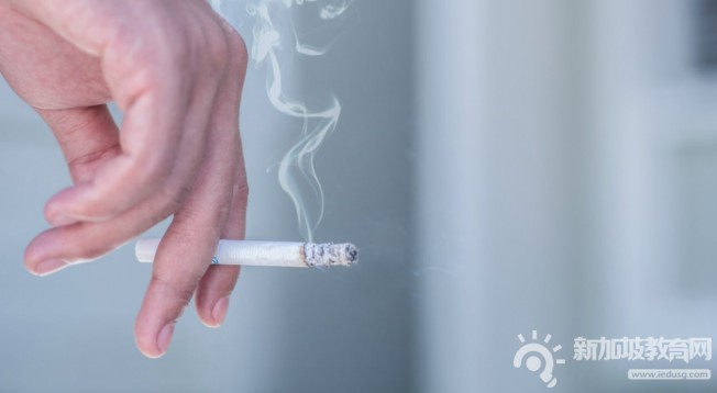 从2021年1月1日起，新加坡吸烟最低法定年龄调高至21岁