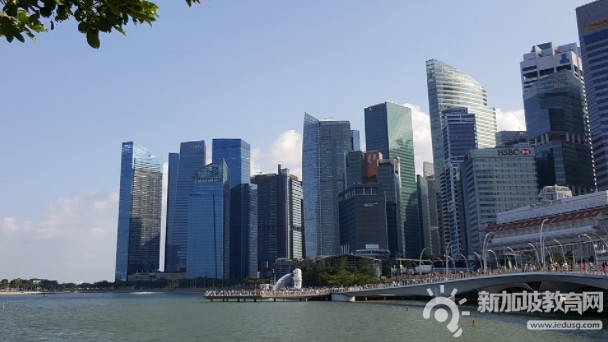 调查显示全球暖化将近失控，新加坡政府积极采取措施应对海平面上升