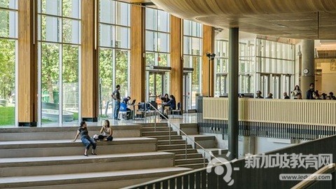 南洋理工大学更新防疫政策：转为线上授课、毕业典礼照常举行