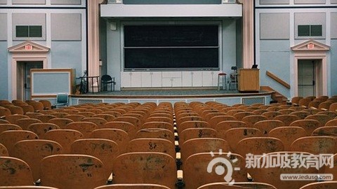 新加坡为留学生开设专属疫苗接种通道；研究显示：体弱者或需接种四剂疫苗