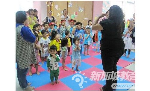 不到3岁的孩子可以读新加坡幼儿园吗？