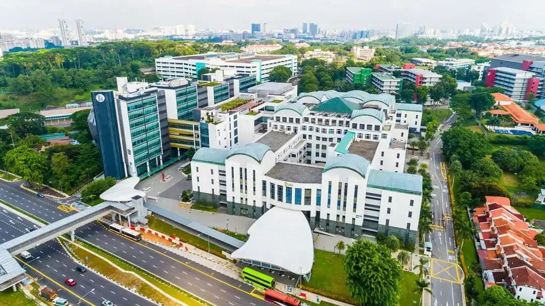 新加坡管理学院合作大学再添新专业