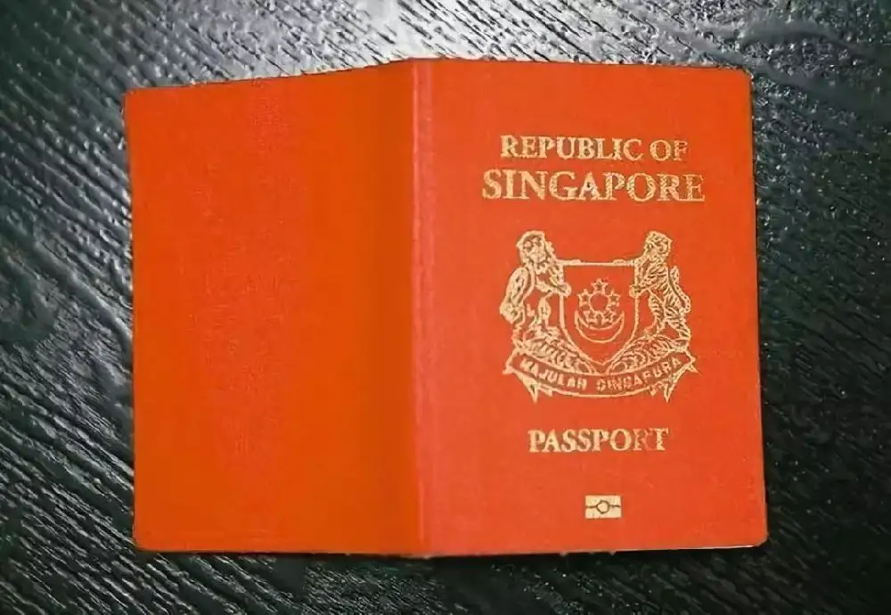 2023第三季的亨氏护照指数发布，新加坡位列世界第一