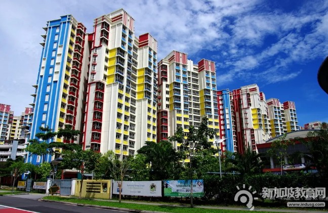 新加坡建屋局宣布：过去五年期间，共有4600名租户凭借政府津贴购得组屋