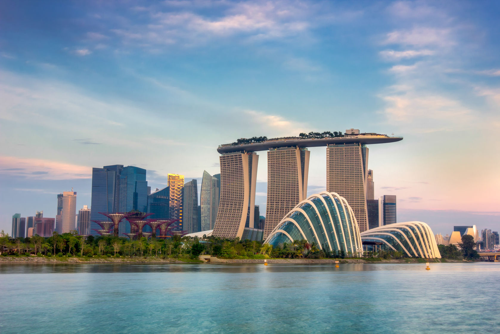 中国驻新加坡大使馆近期优化紧急签证受理方式